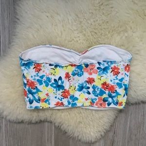 Nollie Tops - Nollie Strapless Crop Top Nollie Tops - Nollie Strapless Crop Top